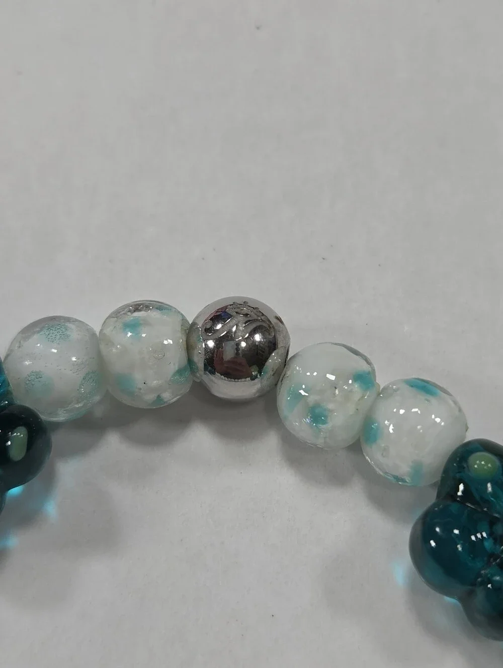 🆕️ NOGU Lagoon Magnolias Firefly Glass Flower Bracelet